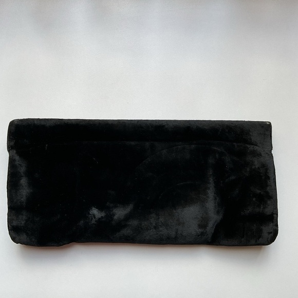 bobbie jerome Handbags - Vintage 1950s Bobbie Jerome Black Velvet Clutch Purse Satin Mid-Century